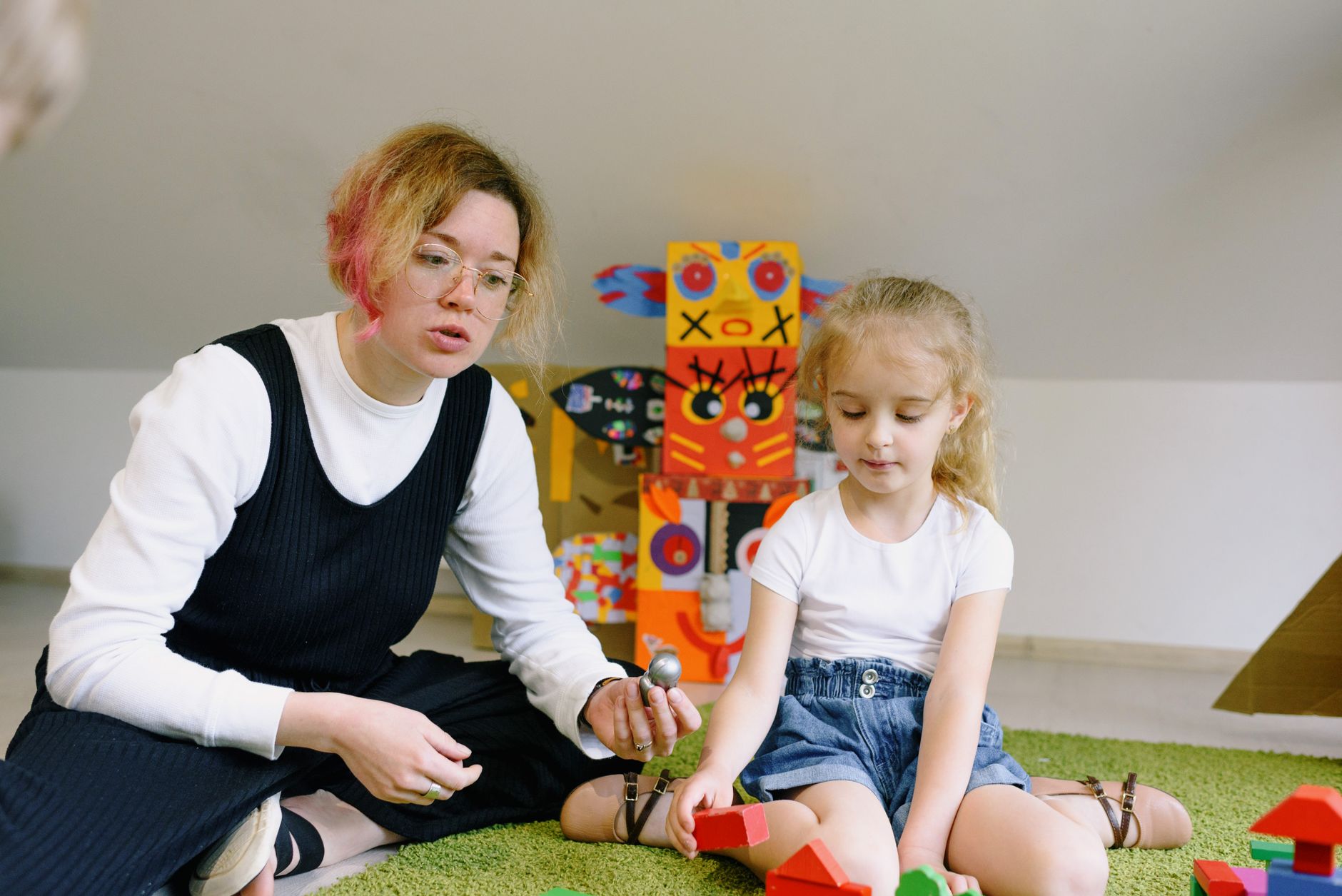 Assistante maternelle équipe à Antony